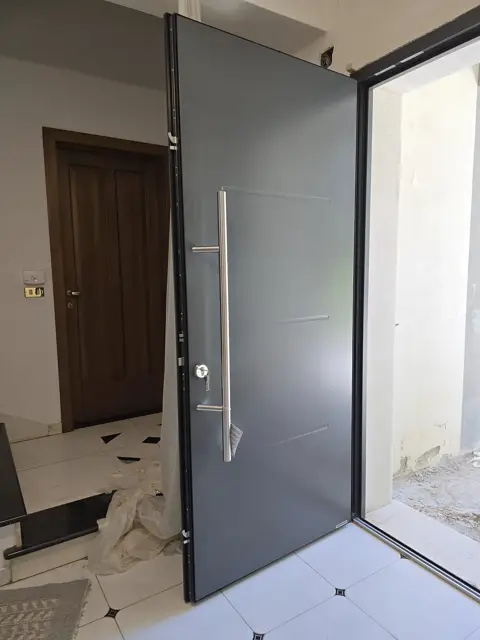 Portoncino d'ingresso installato da Expert Design – foto 7