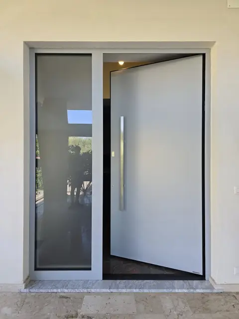 Portoncino d'ingresso installato da Expert Design – foto 8