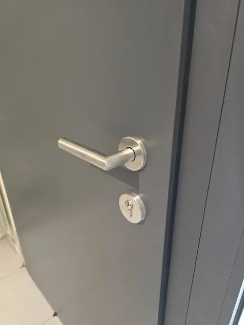 Portoncino d'ingresso installato da Expert Design – foto 9