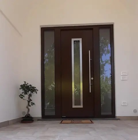 Portoncino d'ingresso installato da Expert Design – foto 10