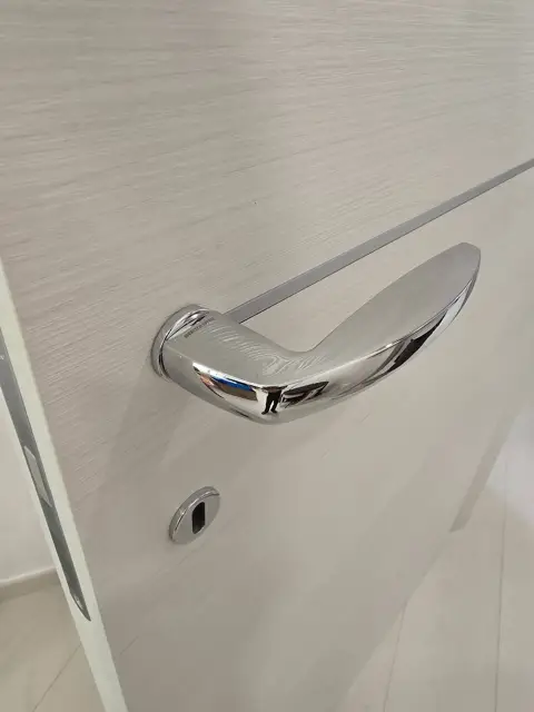 Porta interna installata da Expert Design – foto 4