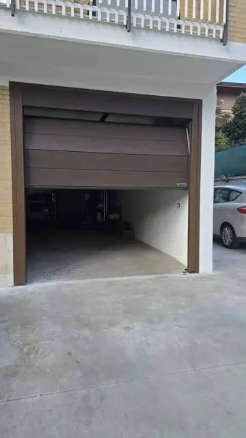 Porta sezionale da garage installata da Expert Design – foto 15